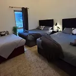 Ballycrystal House Getaway Ferienhaus *