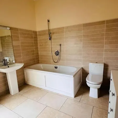 Ballycrystal House Getaway * Bunclody