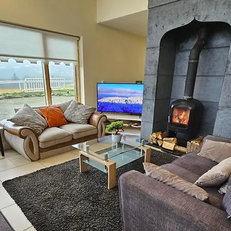 Ballycrystal House Getaway Holiday home *