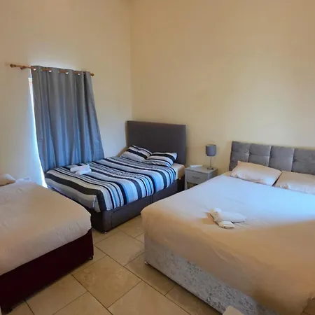 Ballycrystal House Getaway 班克洛迪
